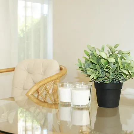 Charming 5 Min Walk Apartamento
